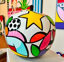 Charger l'image dans la galerie, Benedicto, Pomme Coeur, 2026